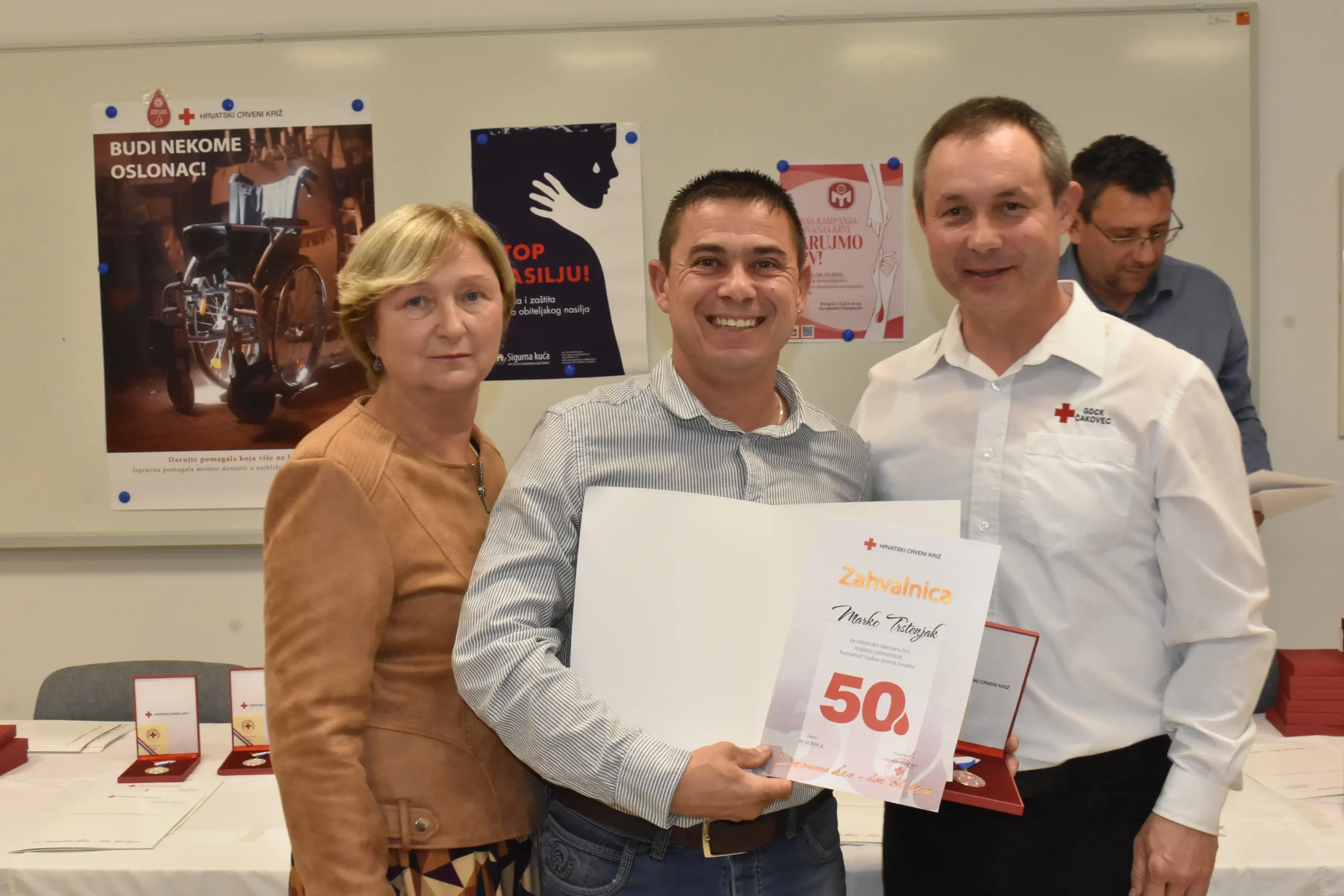 Crveni križ priznanja – darivanje krvi (18)