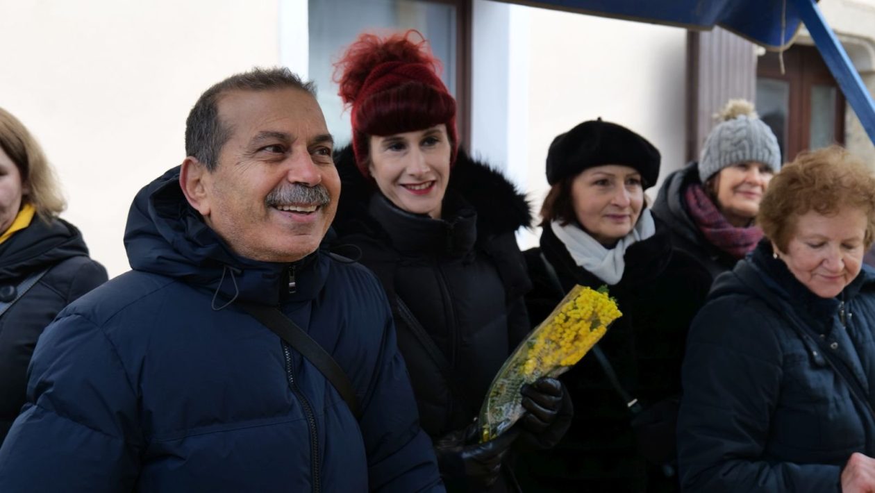 DAN MIMOZA Na Trgu Republike u tijeku tradicionalna akcija podizanja svijesti o raku vrata maternice (10)