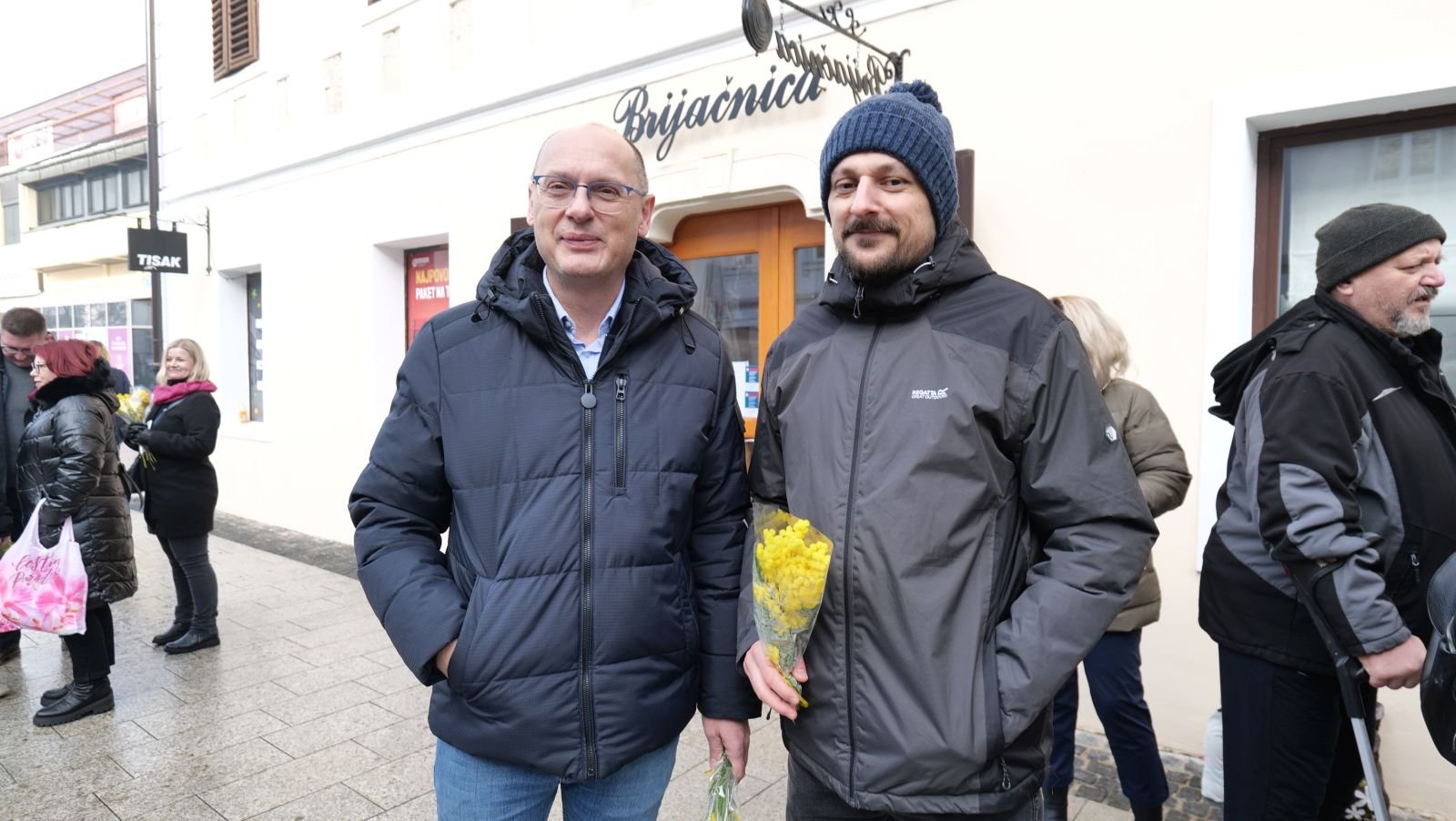 DAN MIMOZA Na Trgu Republike u tijeku tradicionalna akcija podizanja svijesti o raku vrata maternice (11)