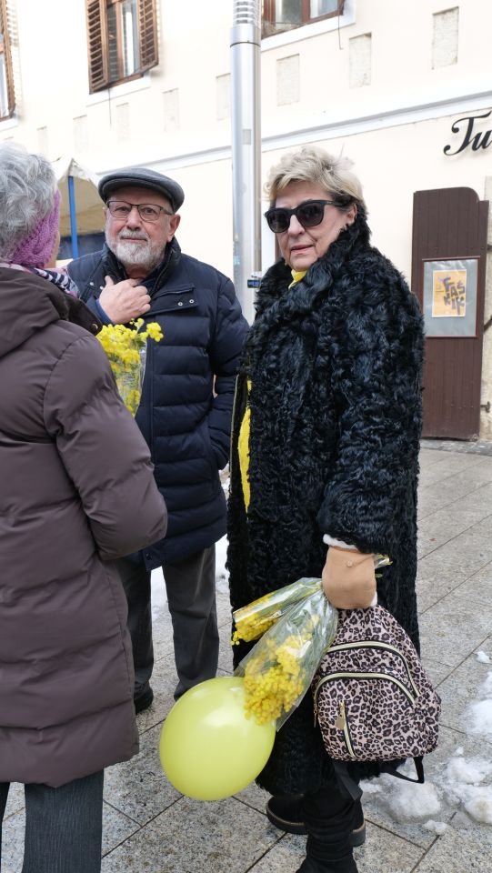 DAN MIMOZA Na Trgu Republike u tijeku tradicionalna akcija podizanja svijesti o raku vrata maternice (20)