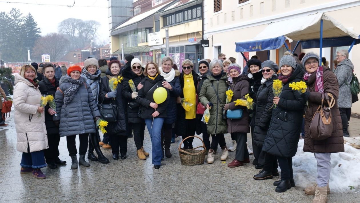 DAN MIMOZA Na Trgu Republike u tijeku tradicionalna akcija podizanja svijesti o raku vrata maternice (24)