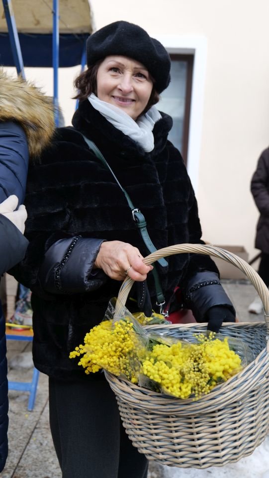 DAN MIMOZA Na Trgu Republike u tijeku tradicionalna akcija podizanja svijesti o raku vrata maternice (7)