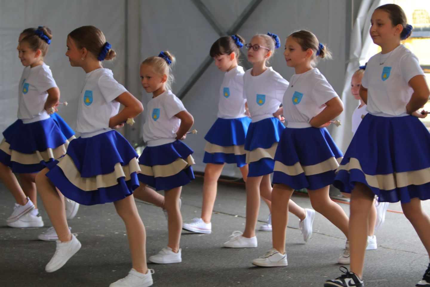 DAN MJESTA Savska Ves slavila uz budnicu, mimohod i nogomet (12)