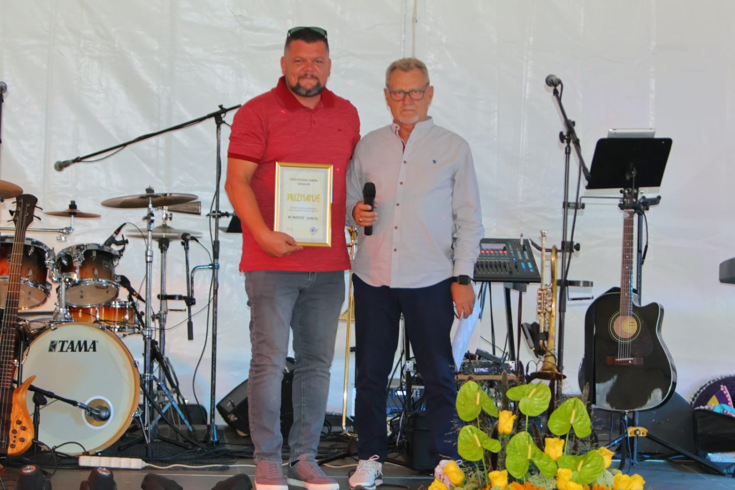 DAN MJESTA Savska Ves slavila uz budnicu, mimohod i nogomet (16)