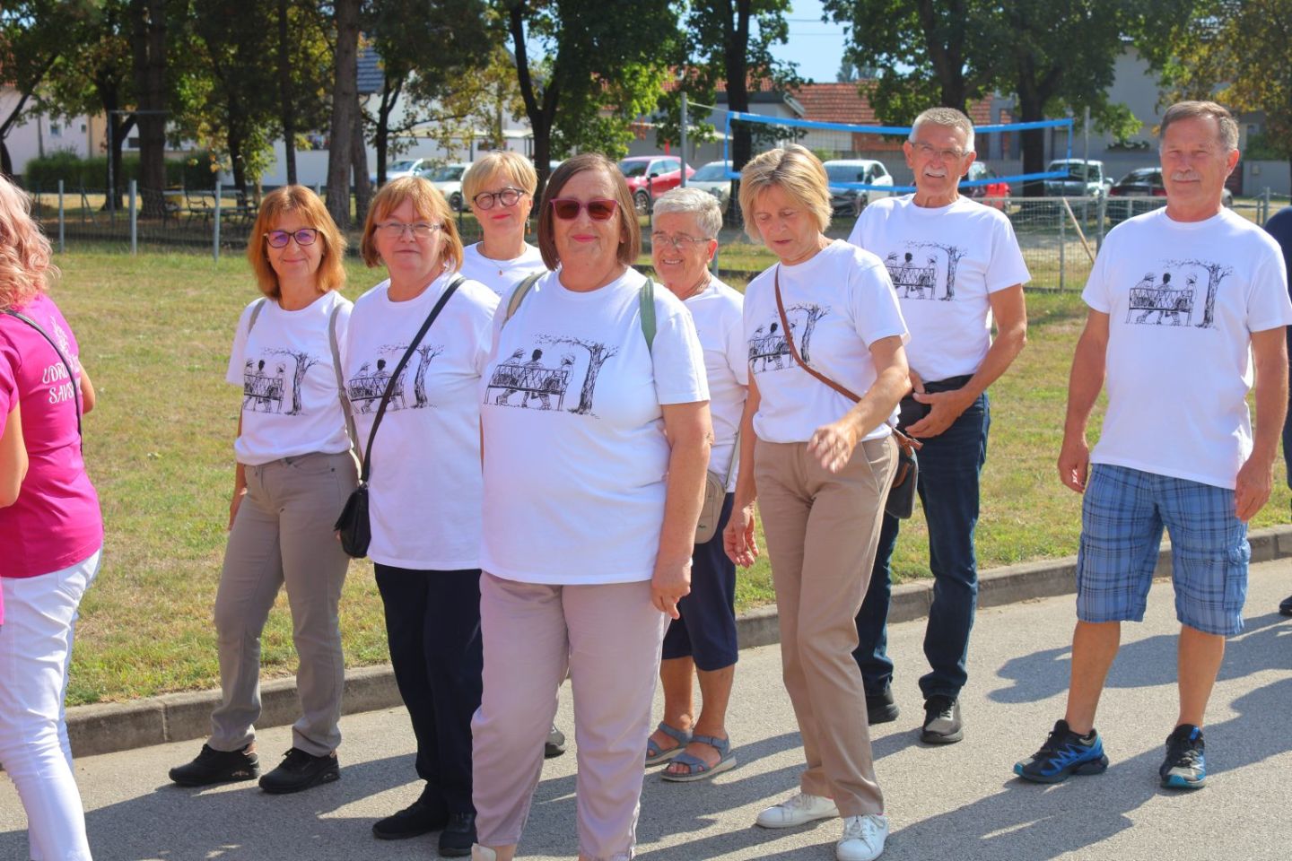 DAN MJESTA Savska Ves slavila uz budnicu, mimohod i nogomet (36)