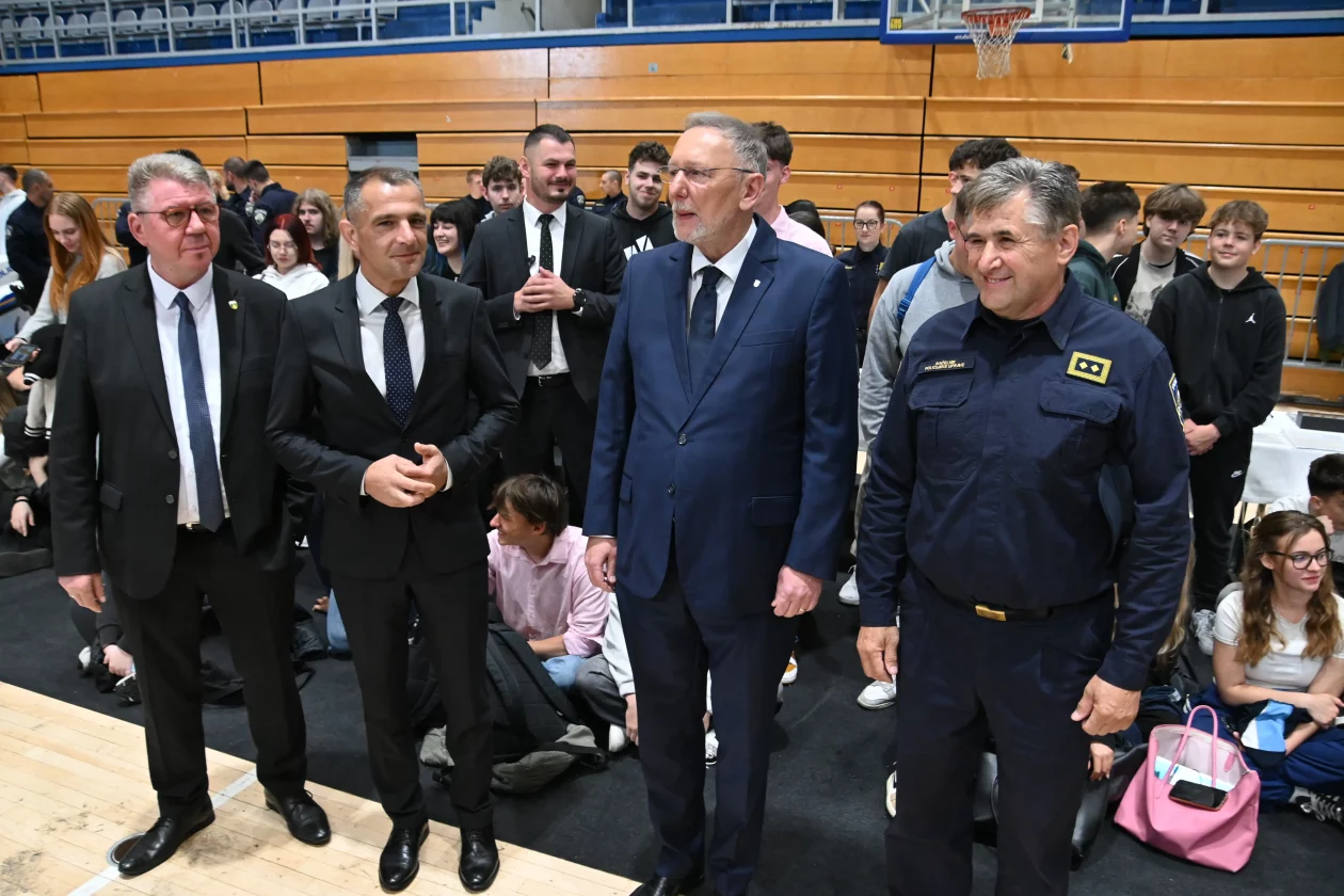 DAN OTVORENIH VRATA policija pu međimurska IV (6)