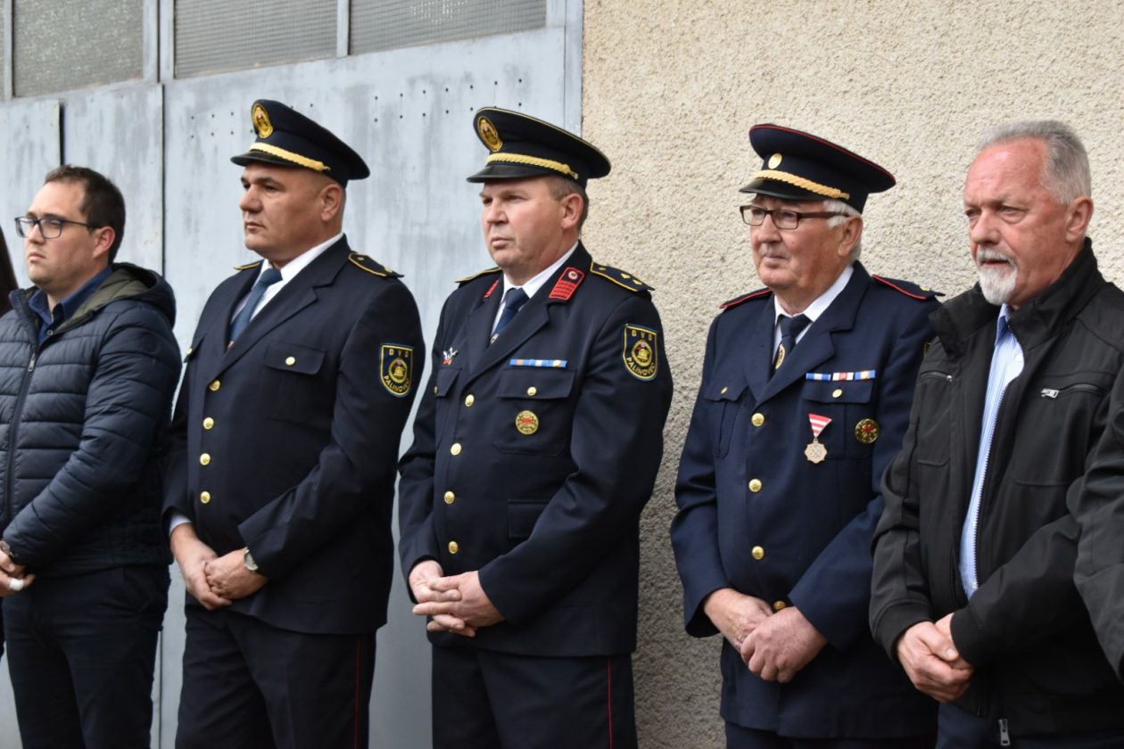 DAN PALINOVCA (1) DAN PALINOVCA (1)