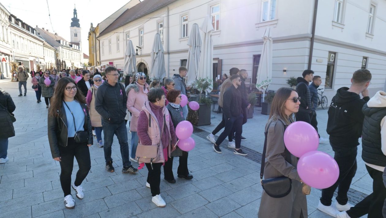 DAN RUŽIČASTE VRPCE Čakovčanke hodale za prevenciju i poručile Odlazak na pregled spašava život (14)