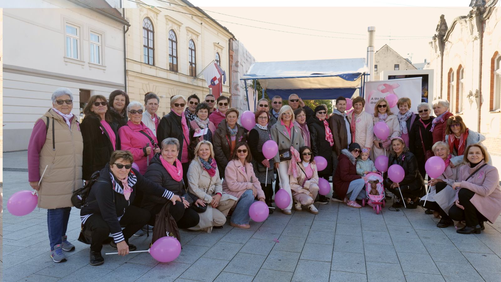 DAN RUŽIČASTE VRPCE Čakovčanke hodale za prevenciju i poručile Odlazak na pregled spašava život (19) DAN RUŽIČASTE VRPCE Čakovčanke hodale za prevenciju i poručile Odlazak na pregled spašava život (19)