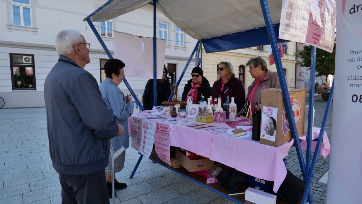 DAN RUŽIČASTE VRPCE Čakovčanke hodale za prevenciju i poručile Odlazak na pregled spašava život (8)