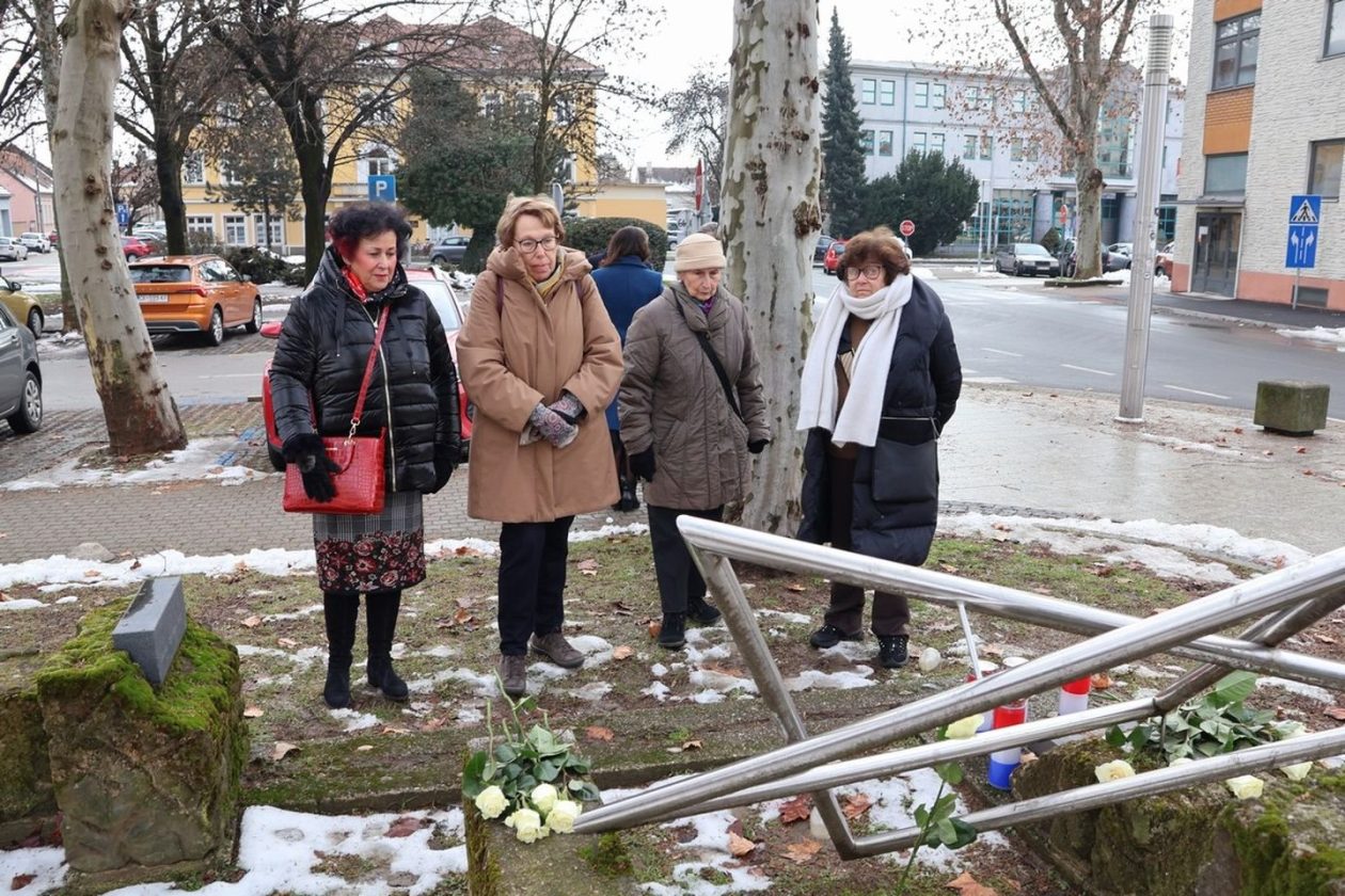 DAN SJEĆANJA Izaslanstvo Čakovca odalo počast žrtvama holokausta (8)