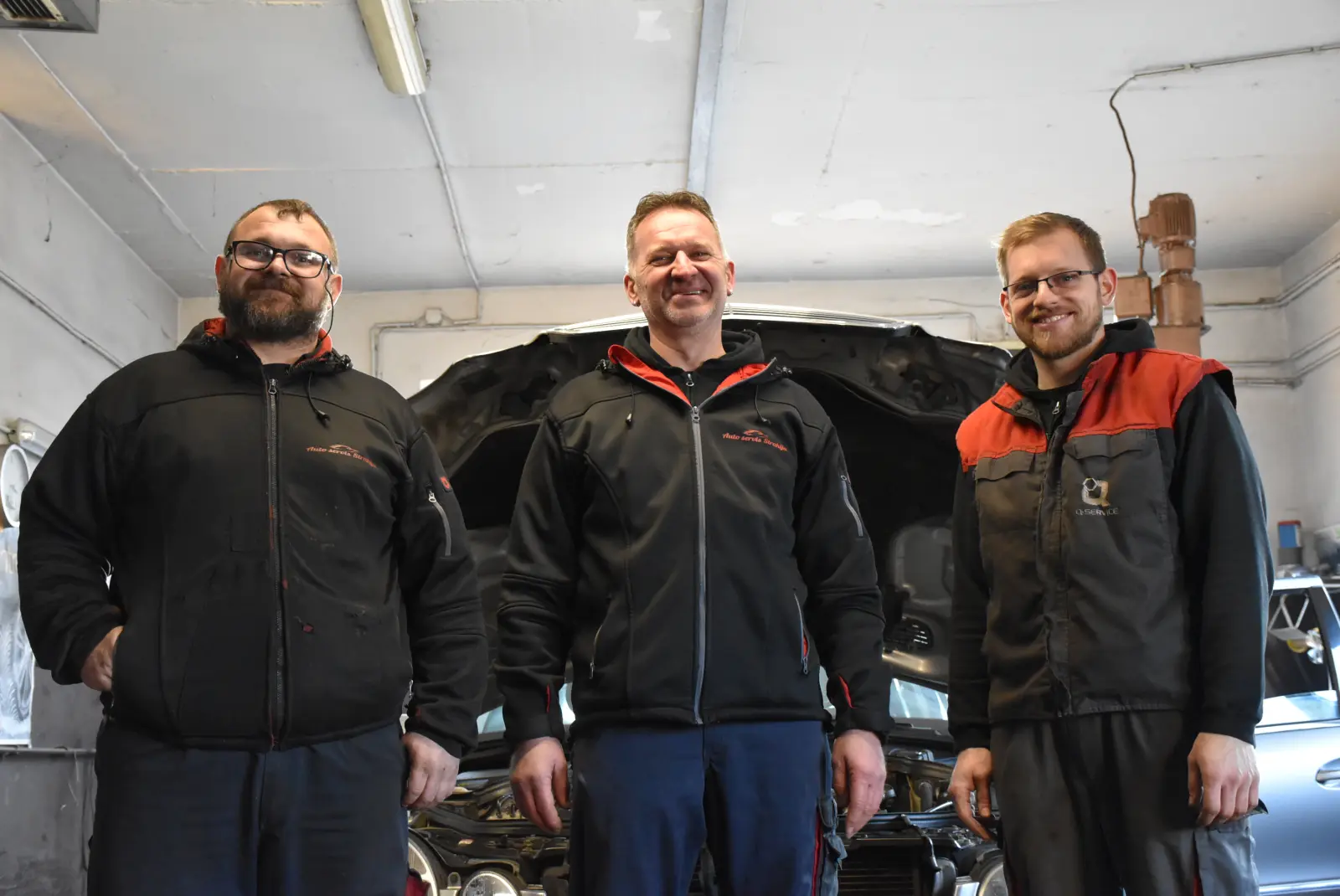 DANAS JE NJIHOV DAN Automehaničar Dražen Strahija (1) DANAS JE NJIHOV DAN Automehaničar Dražen Strahija (1)