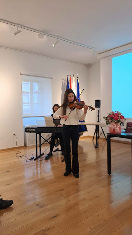 DANI MEĐIMURSKE ŽUPANIJE Vesna Kalšan u Čakovcu predstavila novu zbirku priča (3)