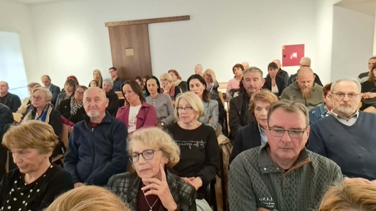 DANI MEĐIMURSKE ŽUPANIJE Vesna Kalšan u Čakovcu predstavila novu zbirku priča (6)