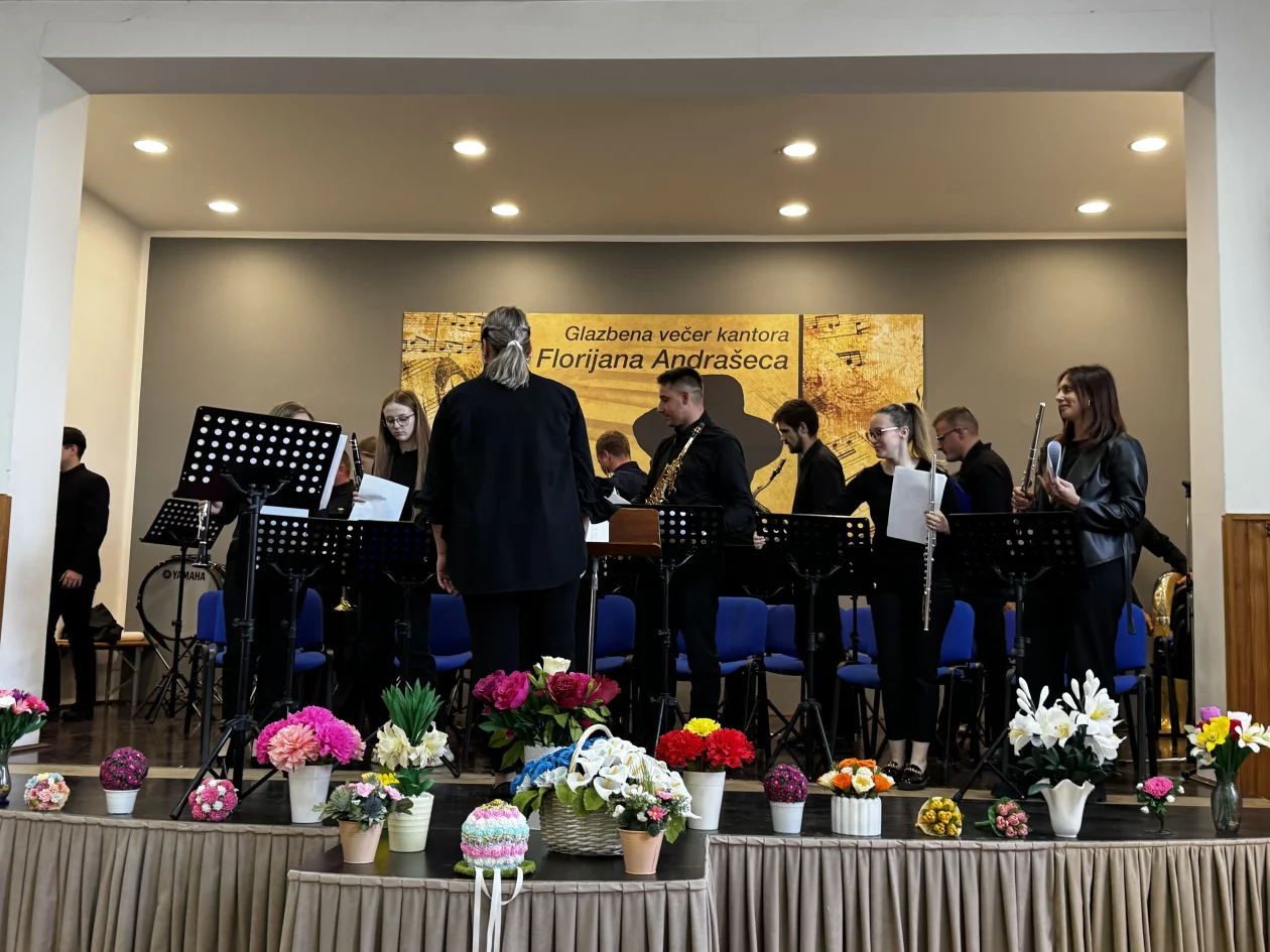 DEKANOVEC Limena glazba Dekanovec majčin dan (1)