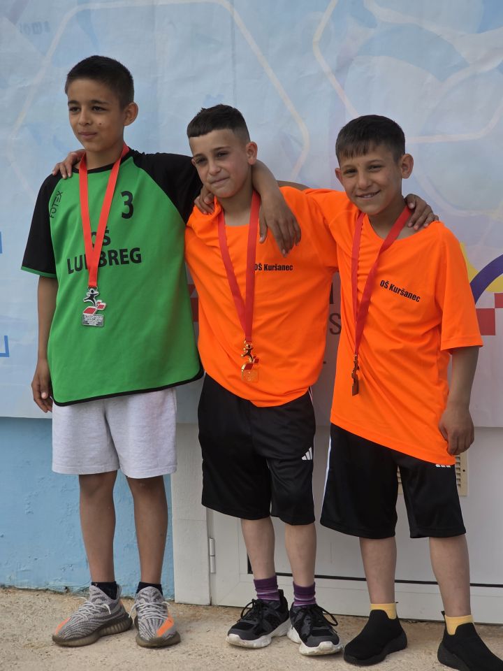 DEVET MEDALJA Učenici OŠ Kuršanec briljirali na državnom prvenstvu u Poreču (2)