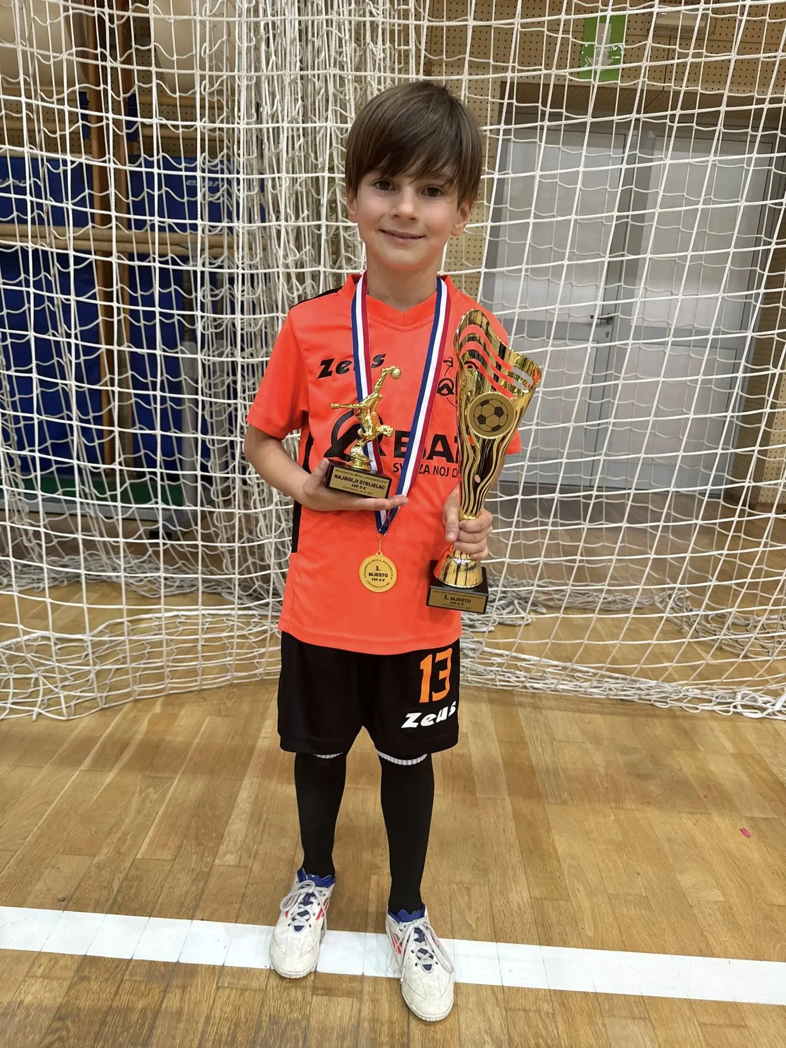 DINAMO-ZELENKO-BAT (1)