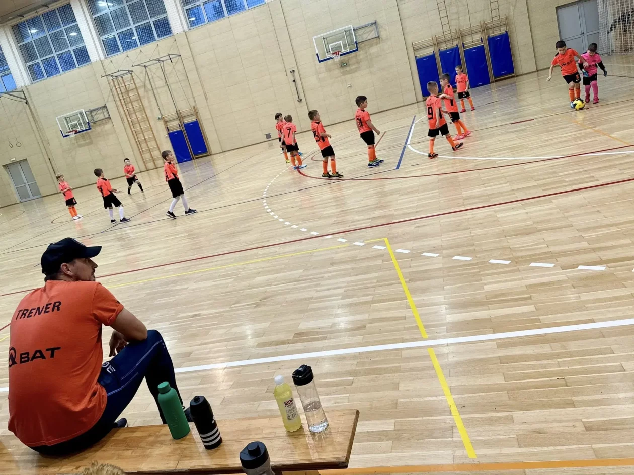 DINAMO-ZELENKO-BAT (10)