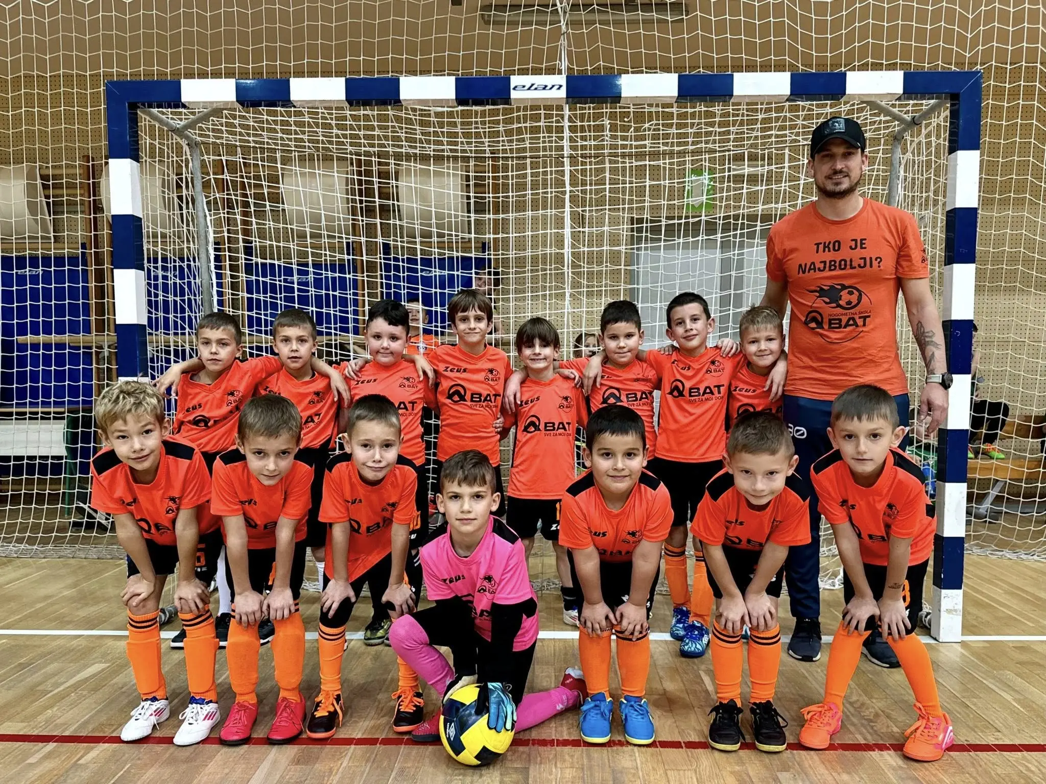 DINAMO-ZELENKO-BAT (16)