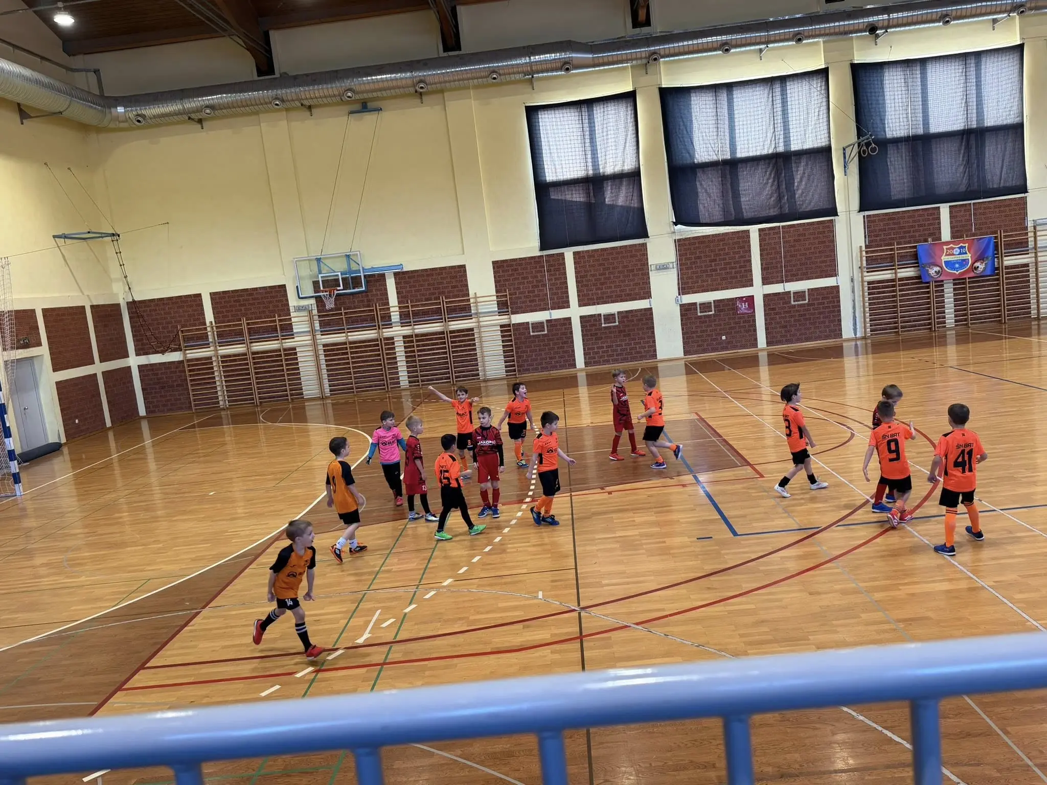 DINAMO-ZELENKO-BAT U-8 (17)