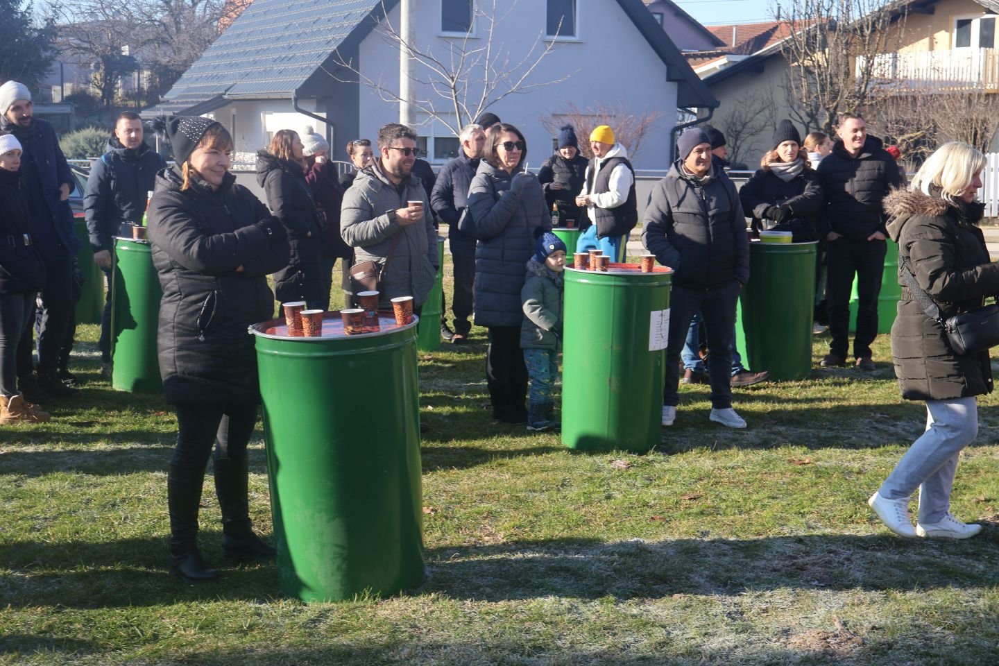 DJEČJI DOČEK Veselo podne u Mačkovcu slavi se ispred Društvenog doma (18)