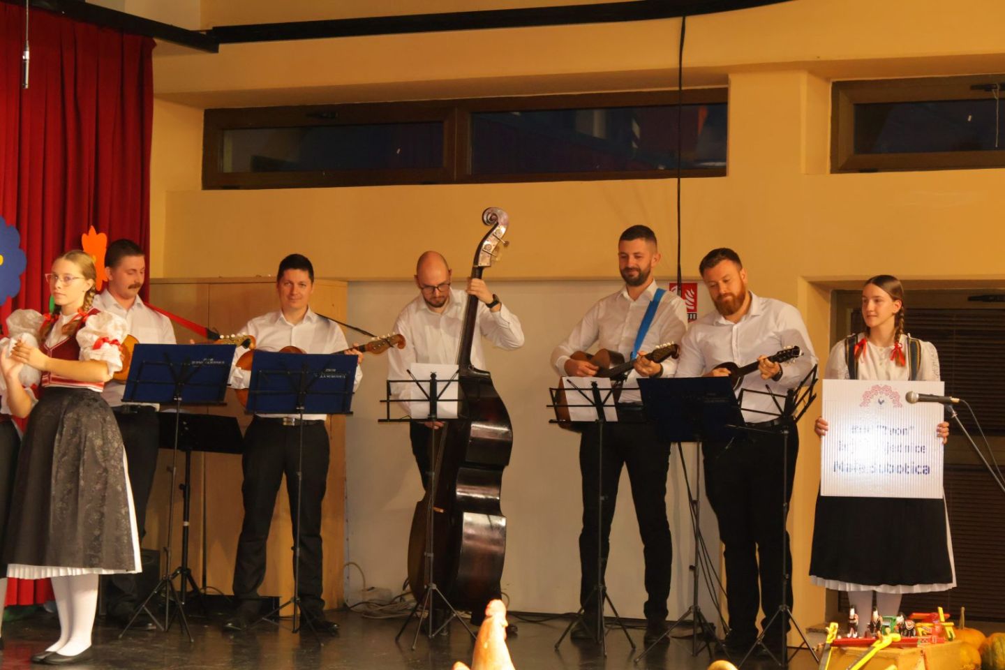 DJEČJI FOLKLORNI SUSRETI Rasplesani mališani iz Međimurja osvojili Žiškovec! (17)