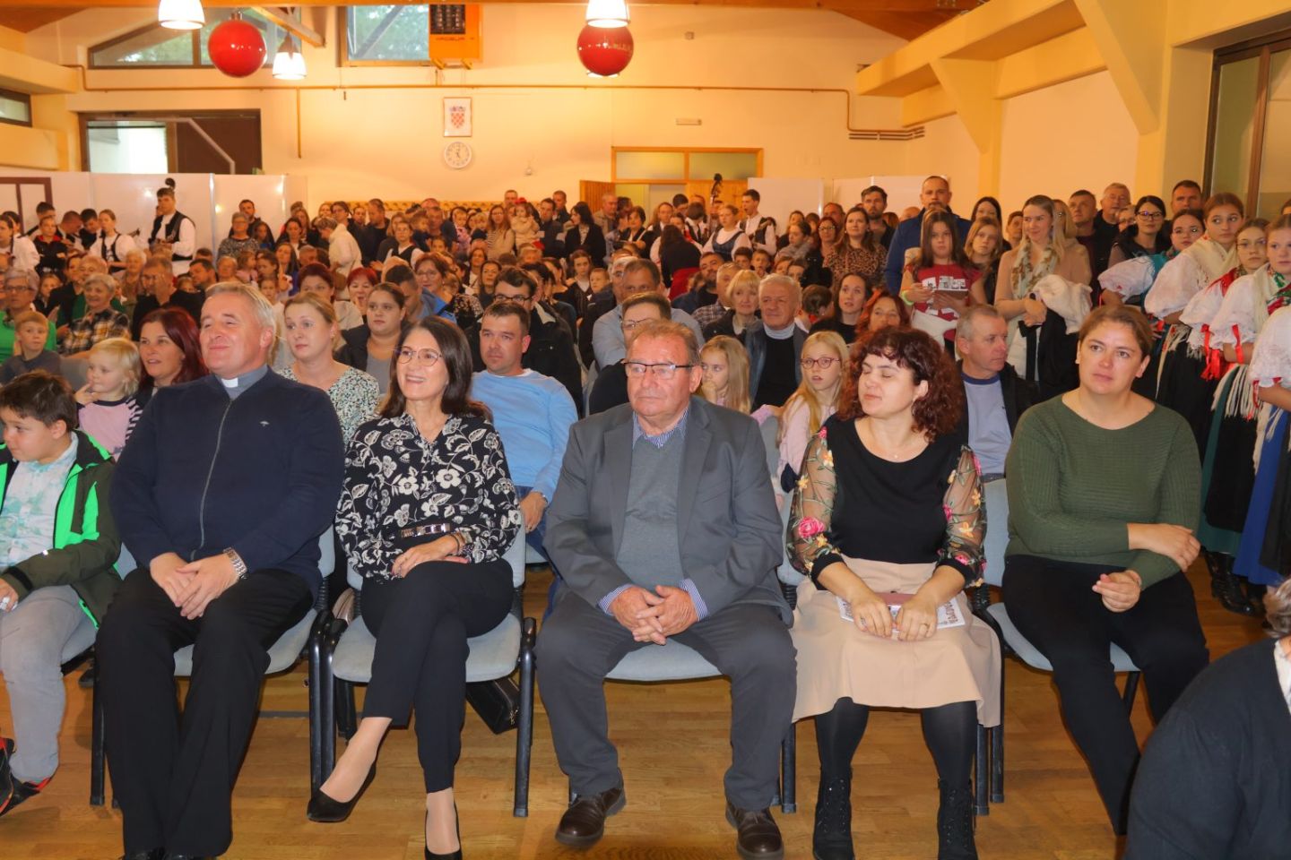 DJEČJI FOLKLORNI SUSRETI Rasplesani mališani iz Međimurja osvojili Žiškovec! (32)