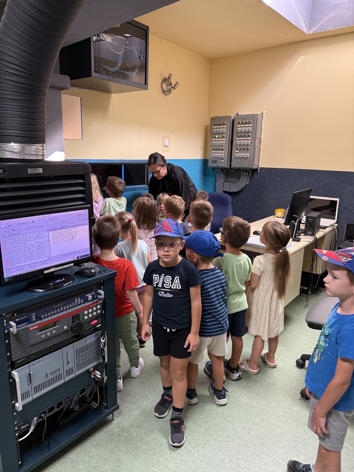 DJEČJI VFRTIĆ DJEČKJA MAŠTA (10) DJEČJI VFRTIĆ DJEČKJA MAŠTA (10)