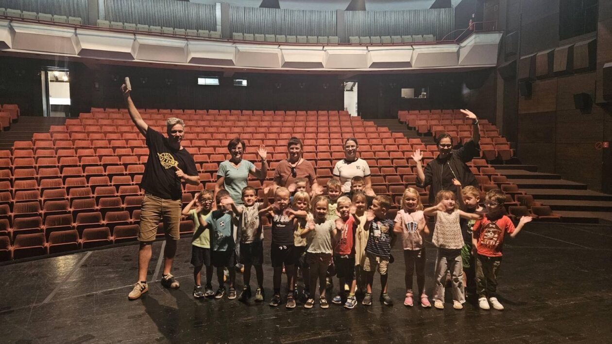 DJEČJI VFRTIĆ DJEČKJA MAŠTA (4)