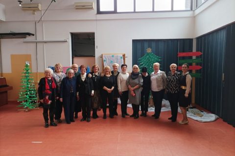 DJEČJI VRTIĆ CIPELICA Blagdansko druženje i susret s umirovljenicima (8)