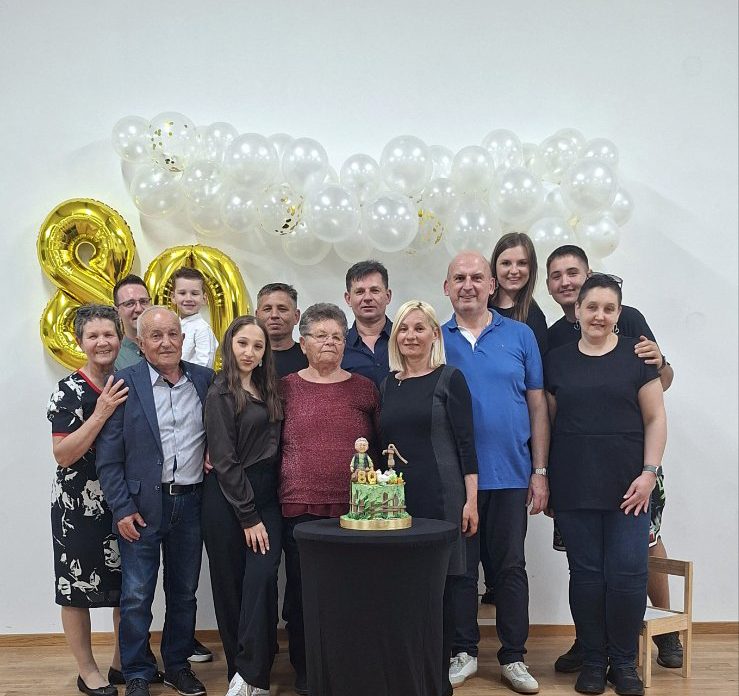 DOMAŠINEC Amalija Haček (4)