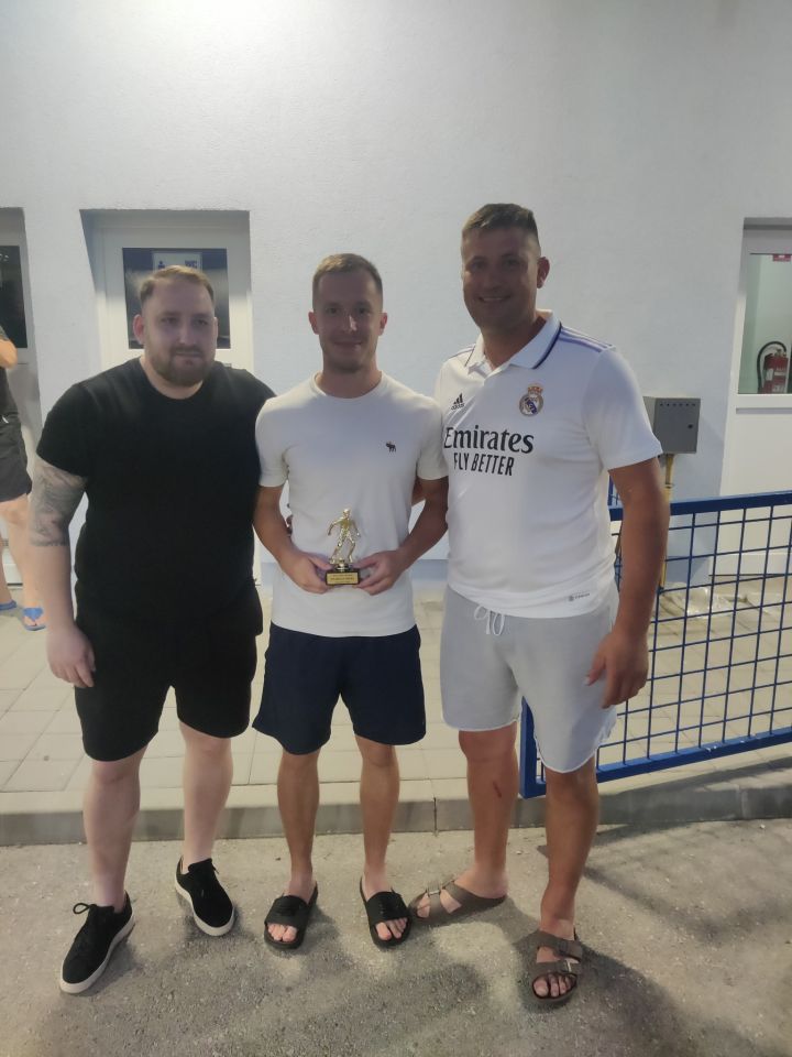 DOMAŠINEC Gornji kraj pobjednik uličnog turnira, a Luka Marodi najbolji igrač večeri (5) DOMAŠINEC Gornji kraj pobjednik uličnog turnira, a Luka Marodi najbolji igrač večeri (5)