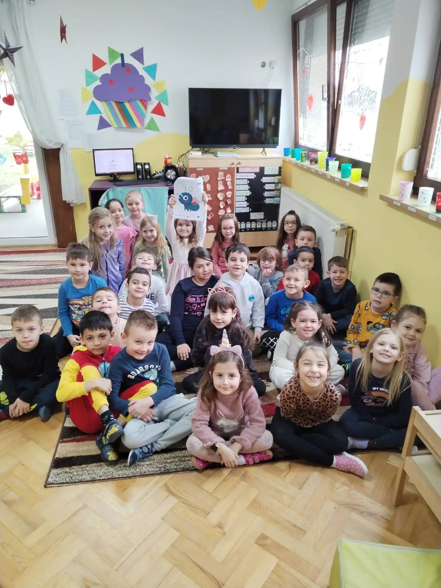 DOMAŠINEC Kako zaštititi djecu od ekrana Vrtić Jelenko obilježio Dan sigurnijeg interneta! (4) DOMAŠINEC Kako zaštititi djecu od ekrana Vrtić Jelenko obilježio Dan sigurnijeg interneta! (4)