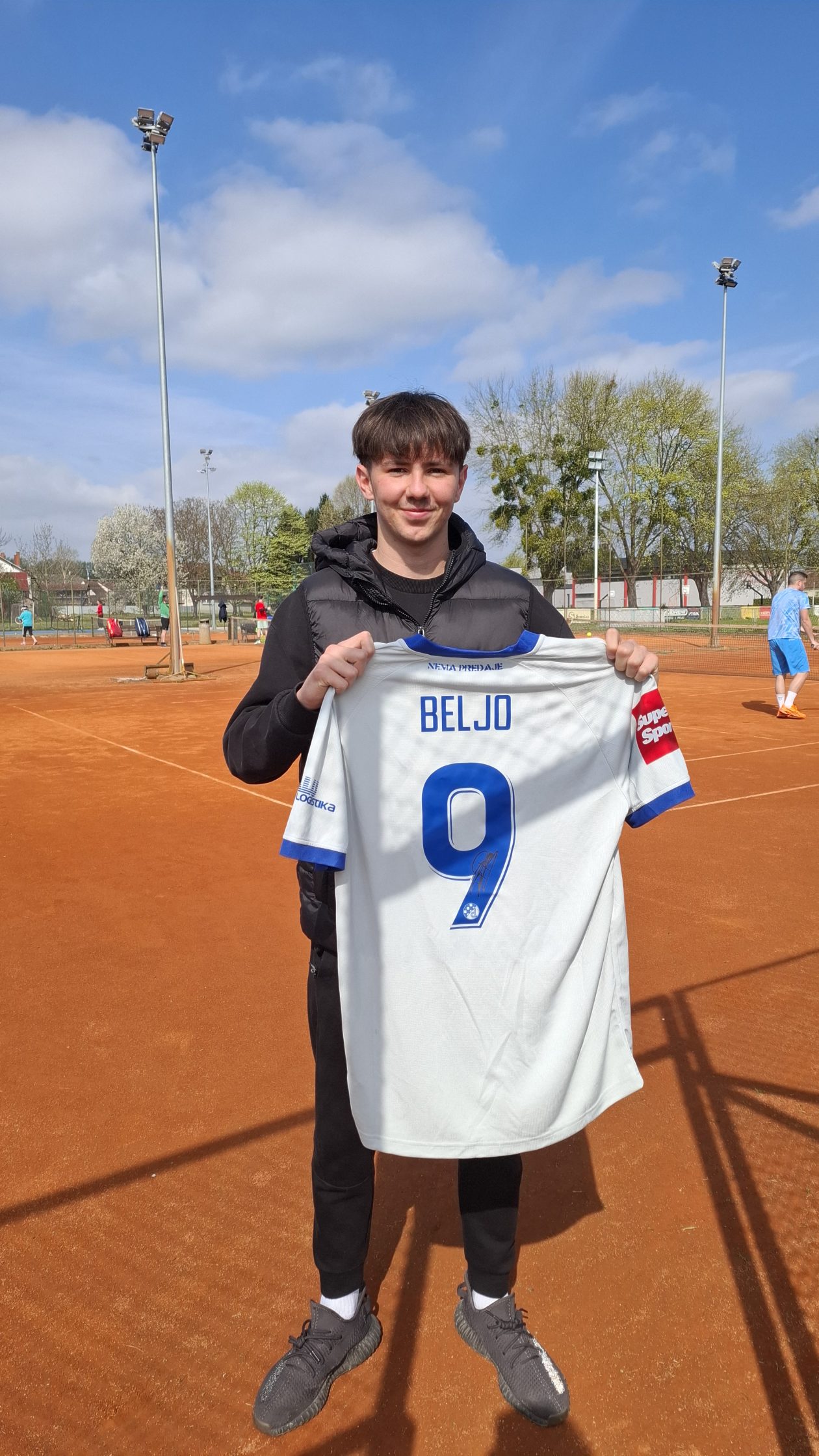 DONJA DUBRAVA humanitarni teniski turnir (5) DONJA DUBRAVA humanitarni teniski turnir (5)