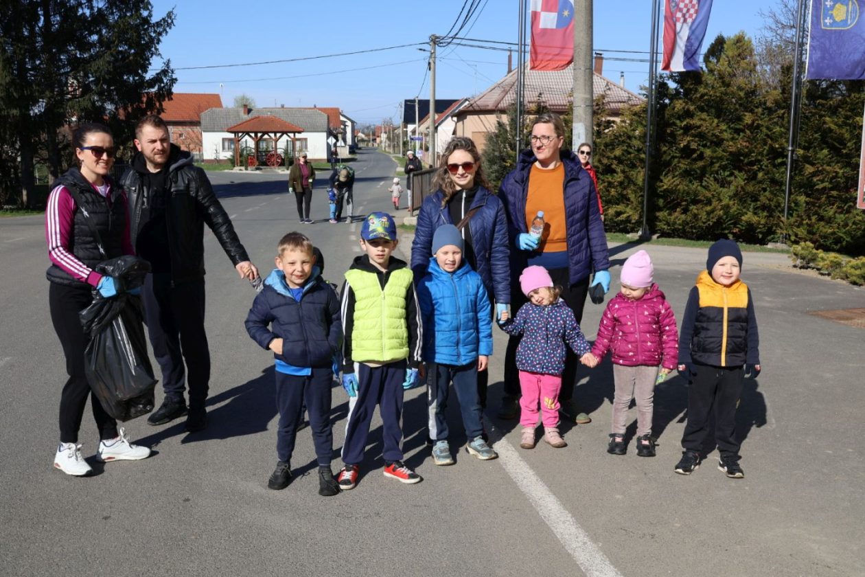 DONJE MEĐIMURJE Mještani Svete Marije, D. Mihaljevca i D. Vidovca u radnim akcijama za ljepši okoliš (49)