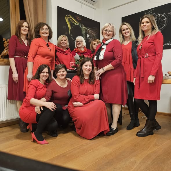 DONJI KRALJEVEC Dan crvenih haljina – udruga sport za sve donji kraljevec (1)