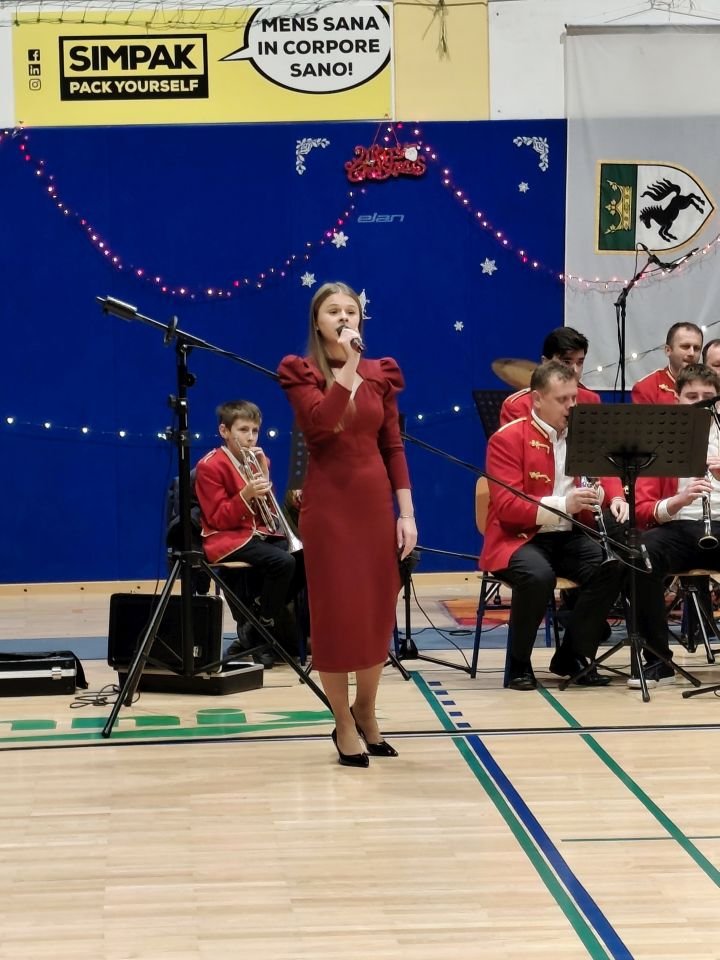 DONJI KRALJEVEC Tradicionalni božićno-novogodišnji koncert ispunio dvoranu OŠ Donji Kraljevec (7)