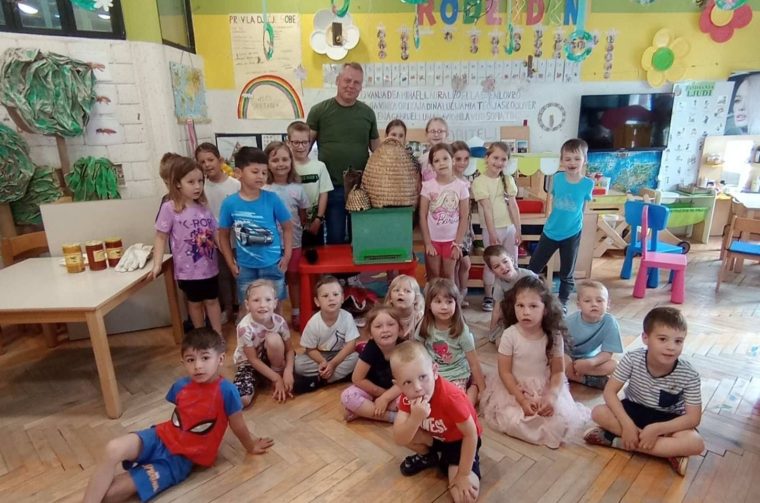 DONJI VIDOVEC Djeca iz DV Klinčec učila o važnosti pčelarstva (13)