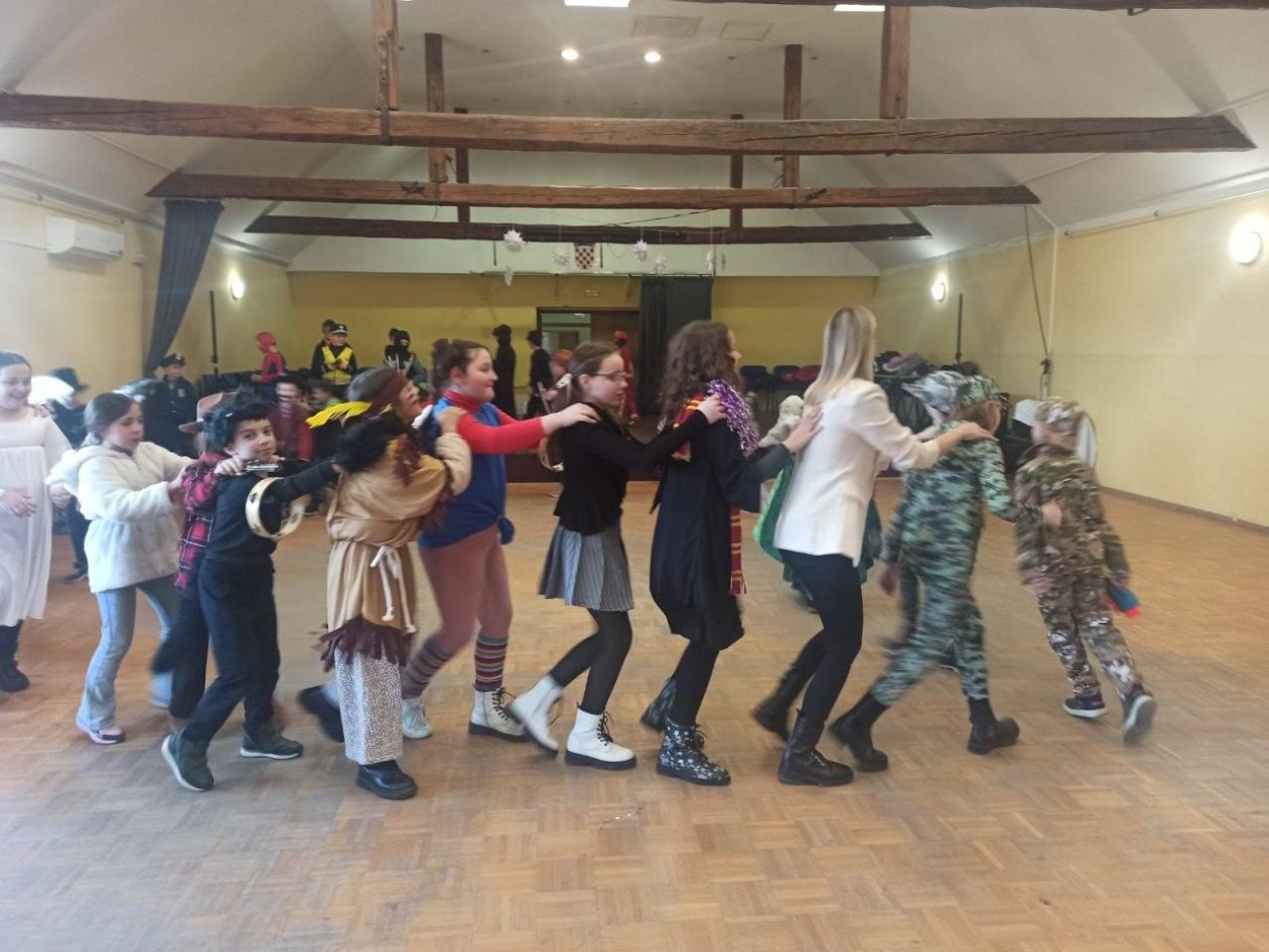 DONJI VIDOVEC Male maškare razveselile Općinu pjesmom, plesom i šarenim kostimima (13)