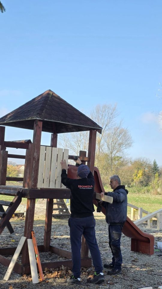 DONJI VIDOVEC Obnovljeno je dječje igralište NK Vidovčan (4) DONJI VIDOVEC Obnovljeno je dječje igralište NK Vidovčan (4)