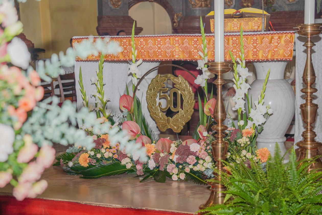 50 godina misništva