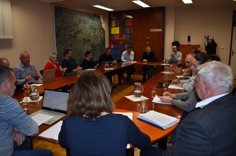 – DONJI KRALJEVEC vijeće