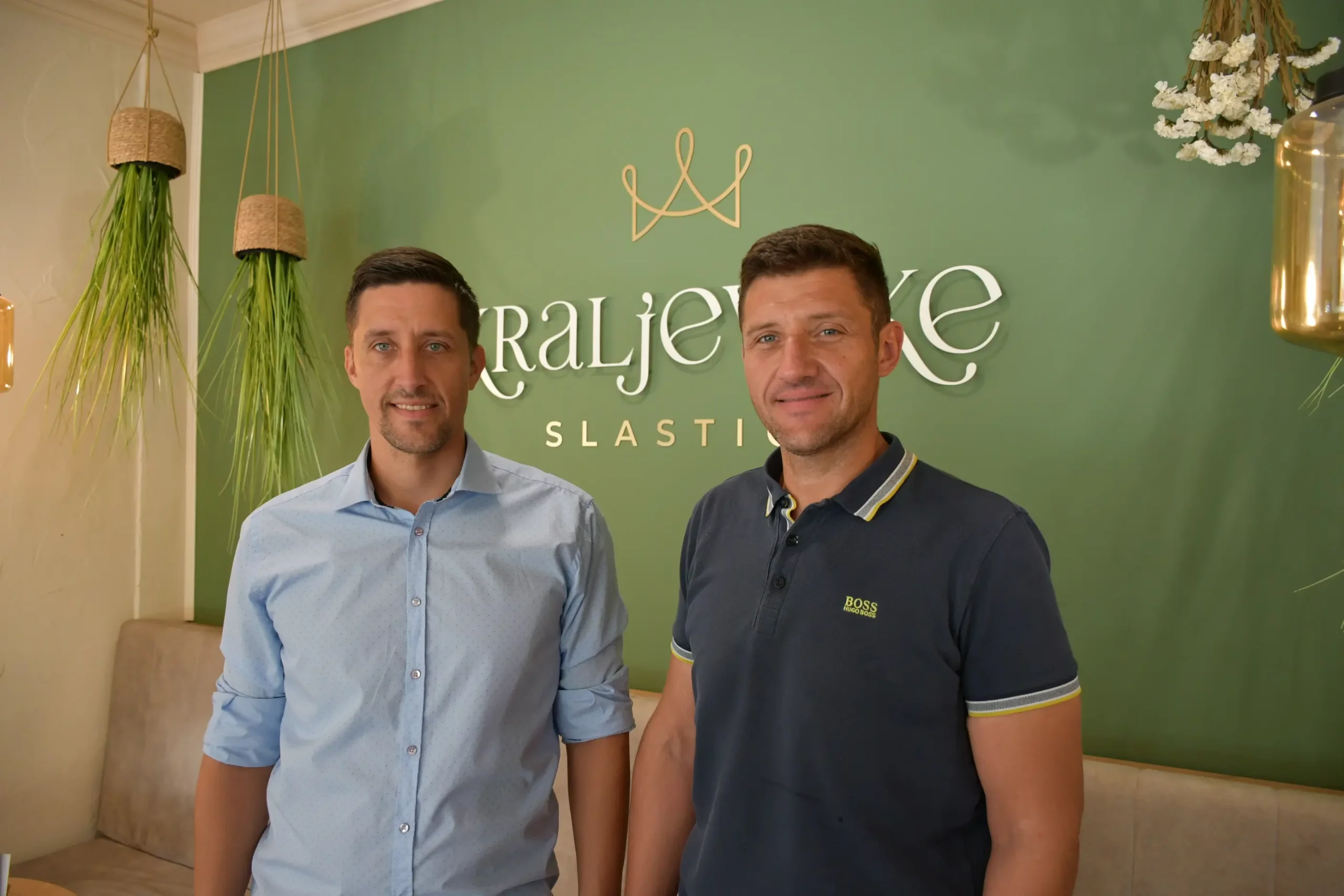 Silvestar Cvek i Vjekoslav Cvek, Kraljevske slastice