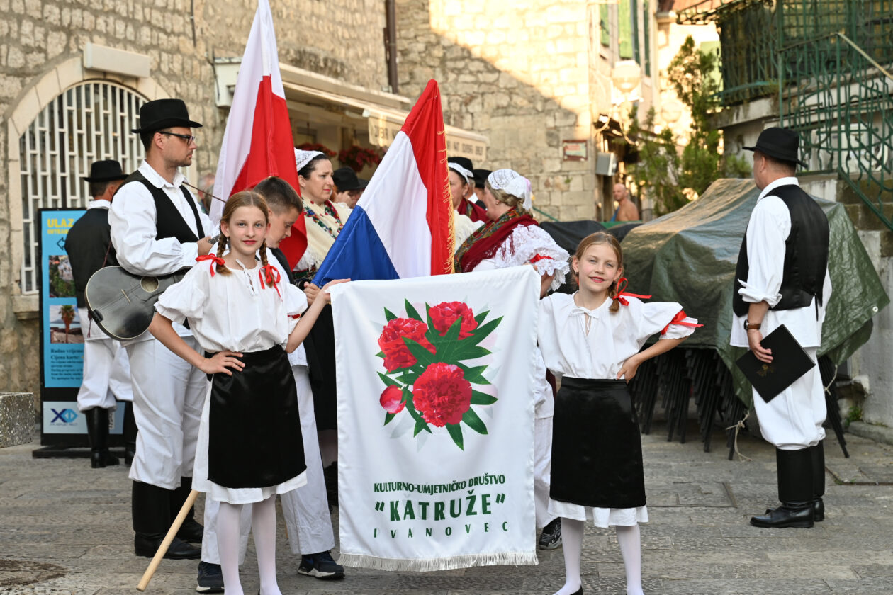 DSC_4343-1.jpg