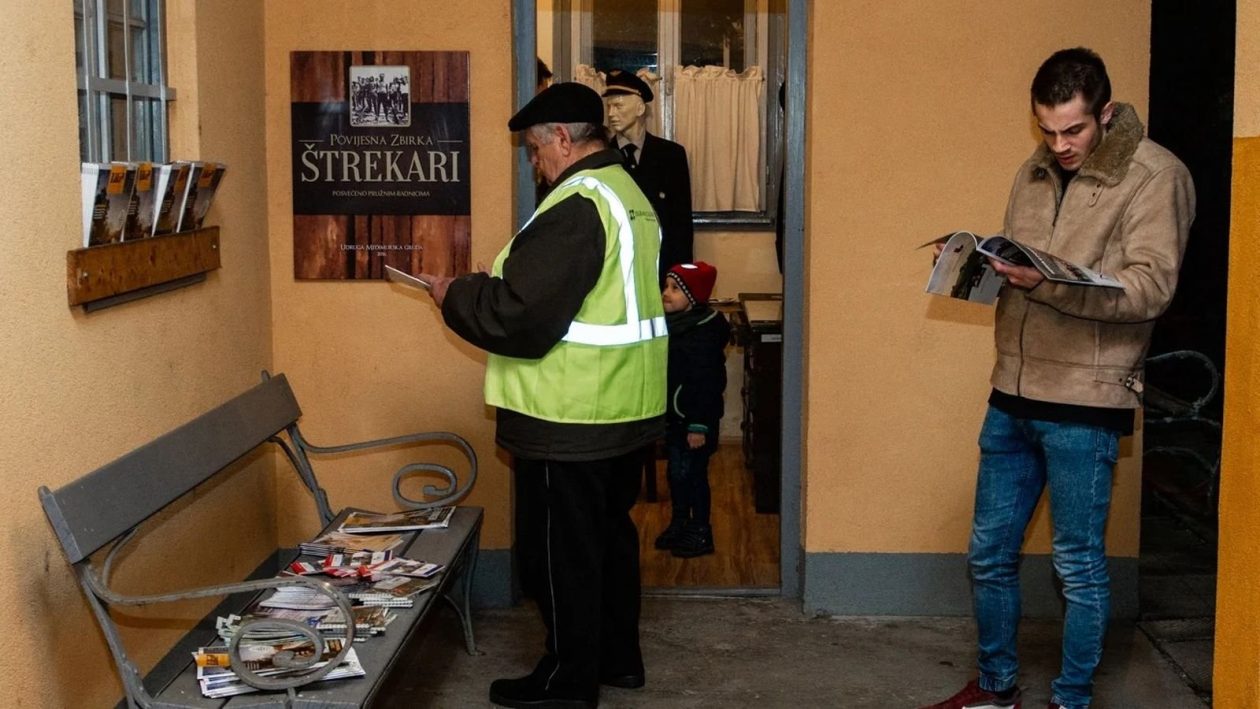 DUNJKOVEC Zbirka ‘Štrekari’ ponovno sudjeluje u Noći muzeja (3)