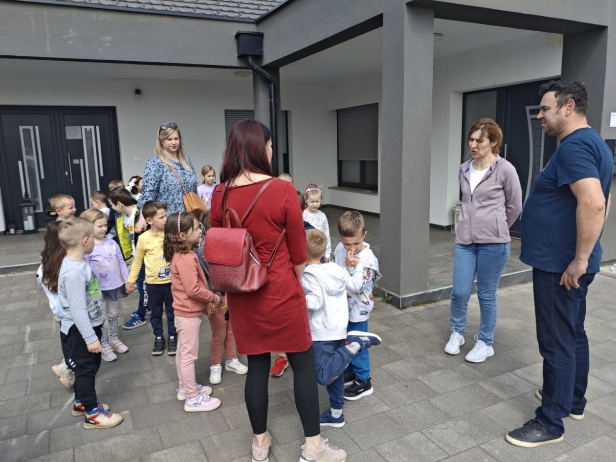 DV BELICA ‘Leptirići’ posjetili farmu i siranu obitelji Krnjak (3)