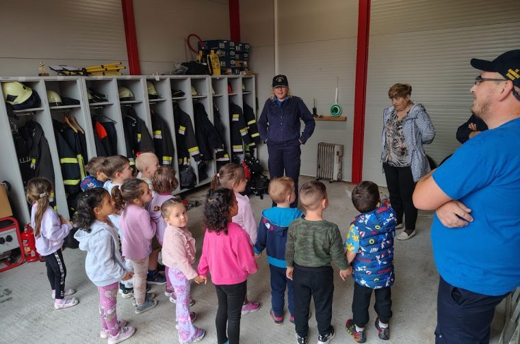 DV CIPELICA Djeca pokazala velik interes za vatrogastvo (1)