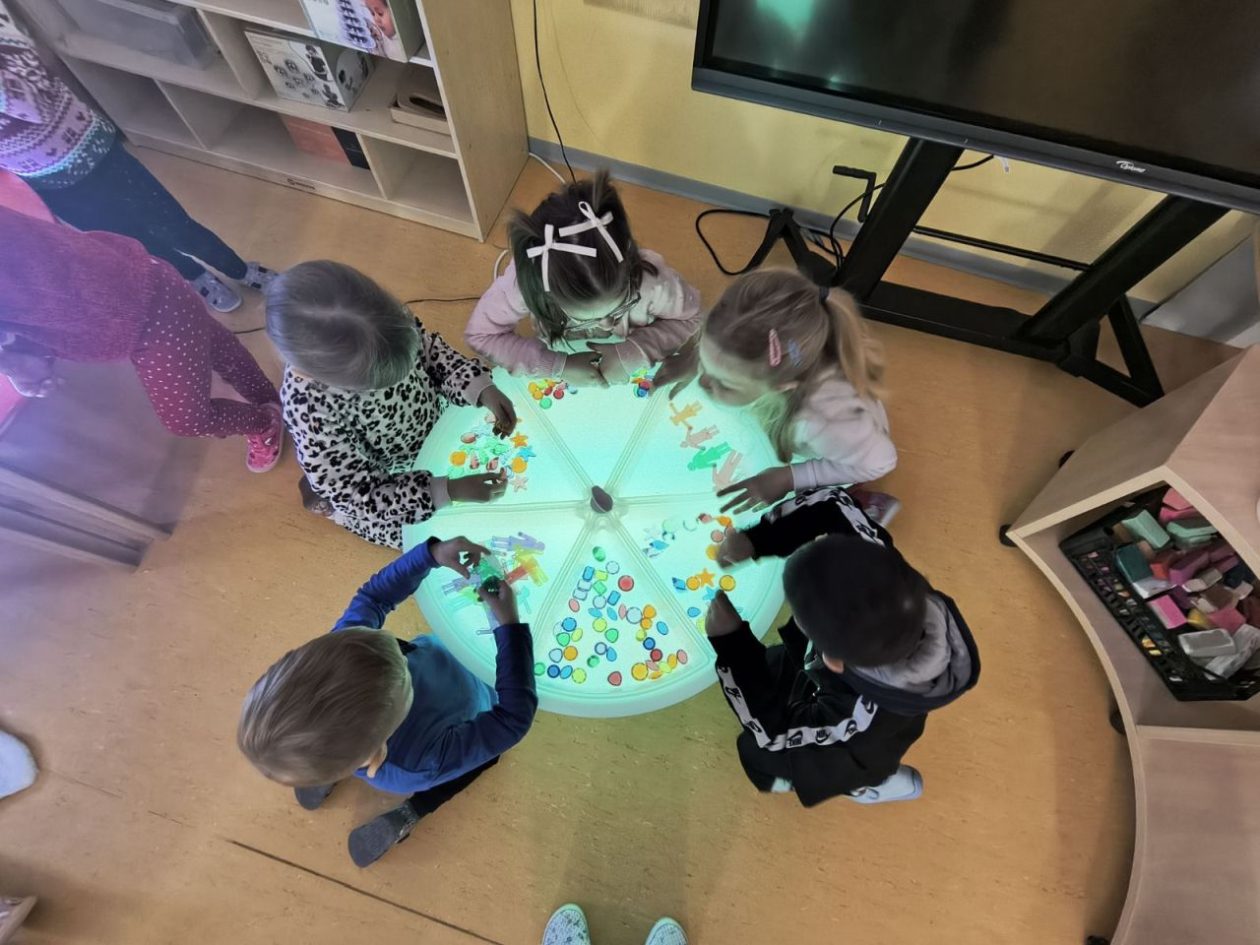 DV CVRČAK Razvoj djece kroz glazbu i senzorne aktivnosti u ‘PO Stonoga’ (7)