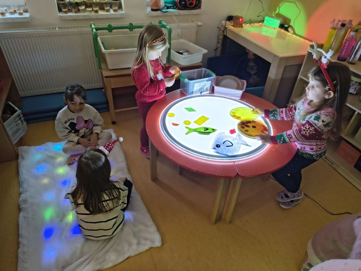 DV CVRČAK Razvoj djece kroz glazbu i senzorne aktivnosti u ‘PO Stonoga’ (8)