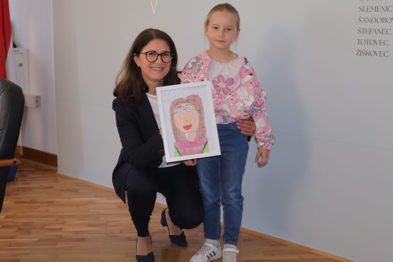 DV Cipelica posjet Gradonačelnici (17) DV Cipelica posjet Gradonačelnici (17)